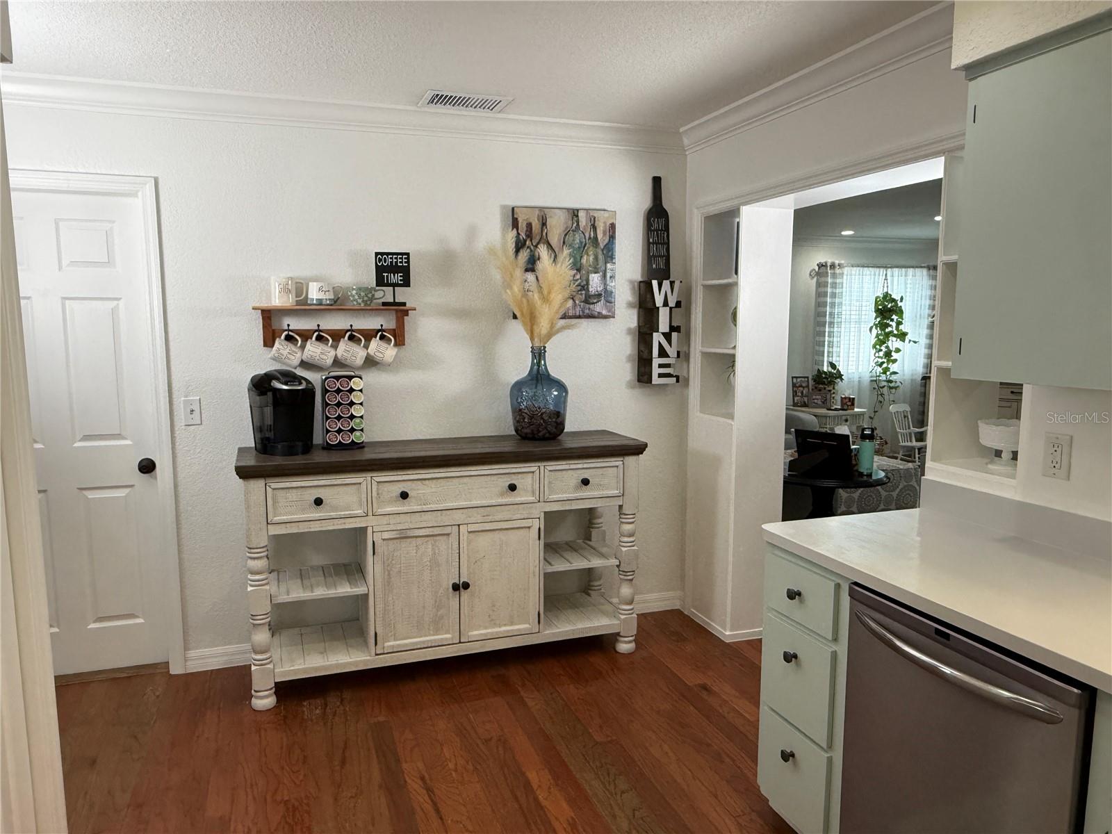 Image 14 of 29 For 29818 Seacol Street
