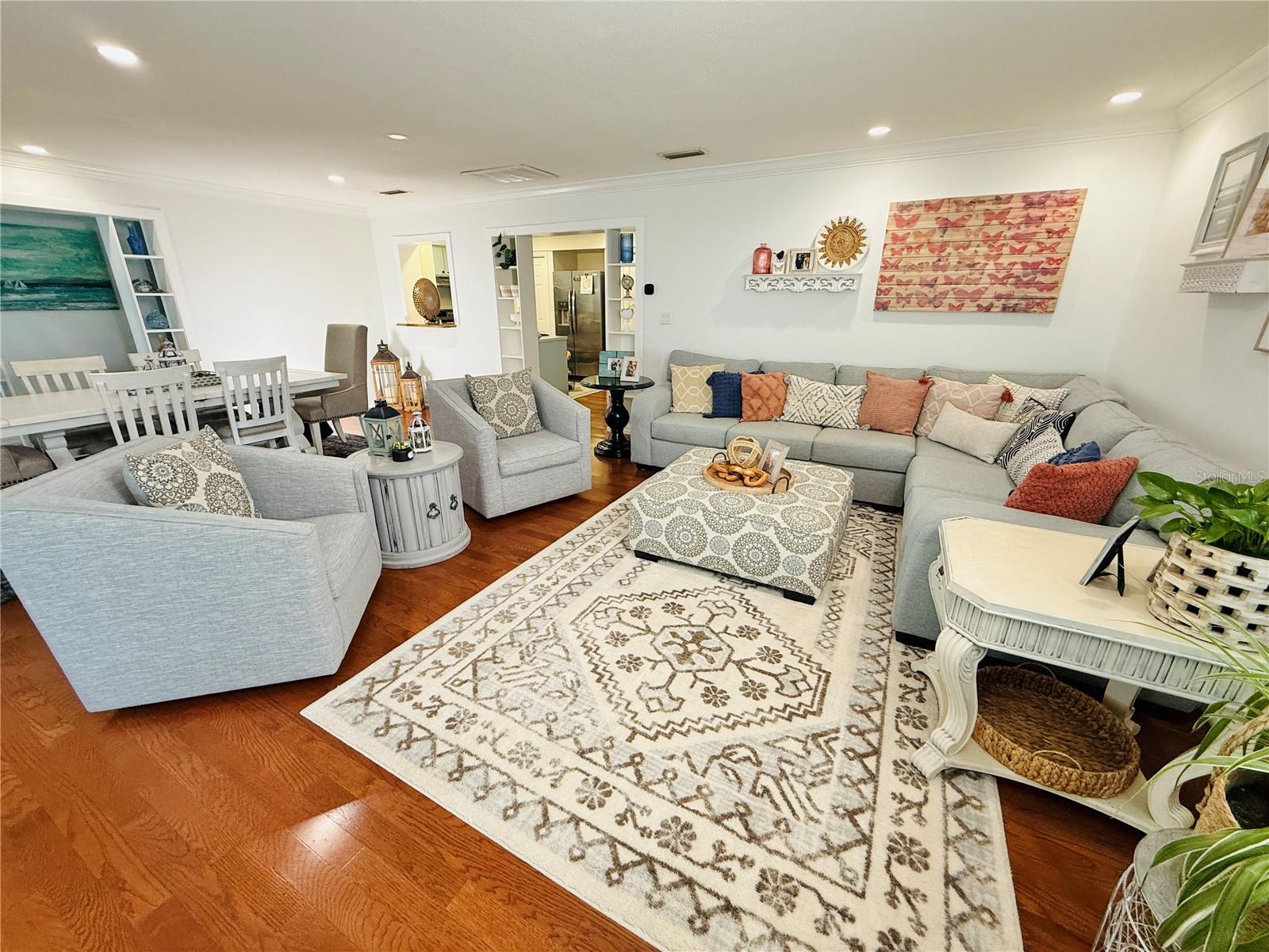 Image 18 of 29 For 29818 Seacol Street