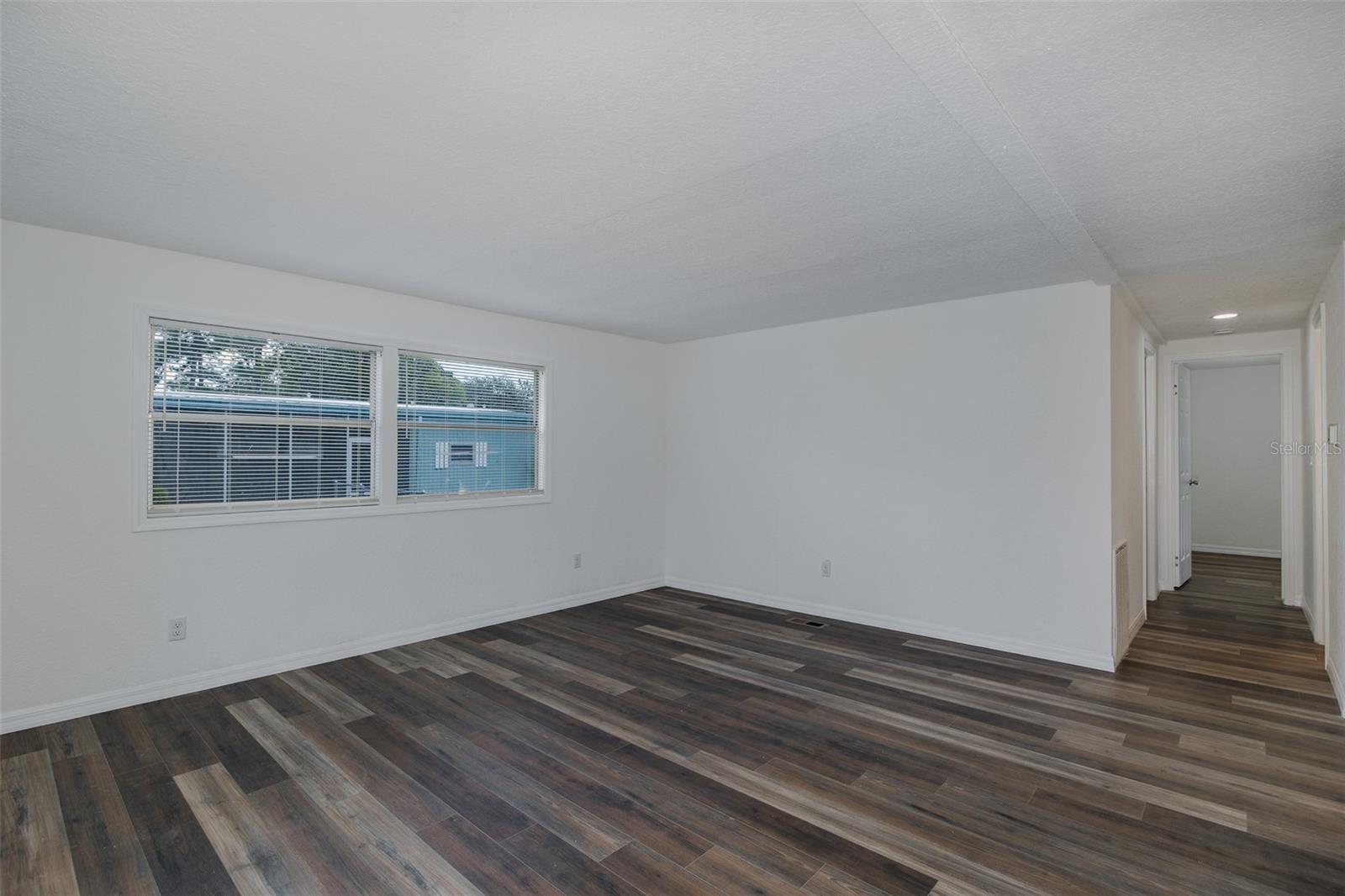 Image 10 of 51 For 7336 Brookridge Central Boulevard