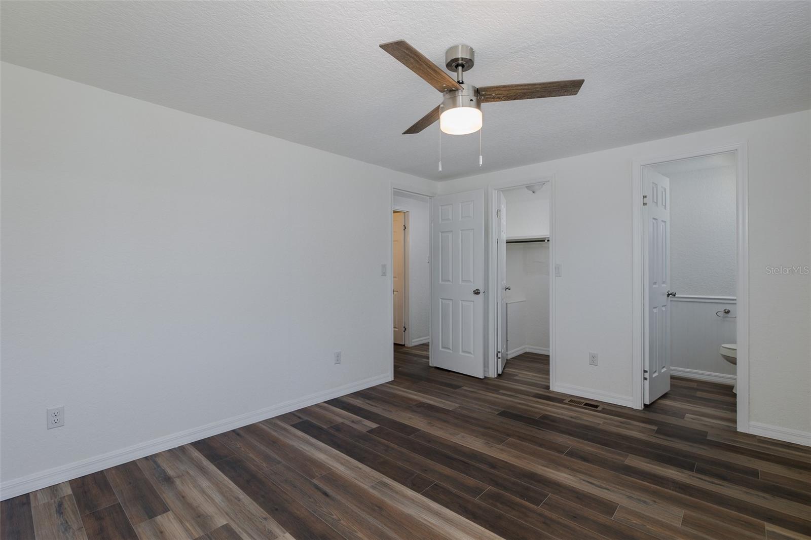 Image 23 of 51 For 7336 Brookridge Central Boulevard