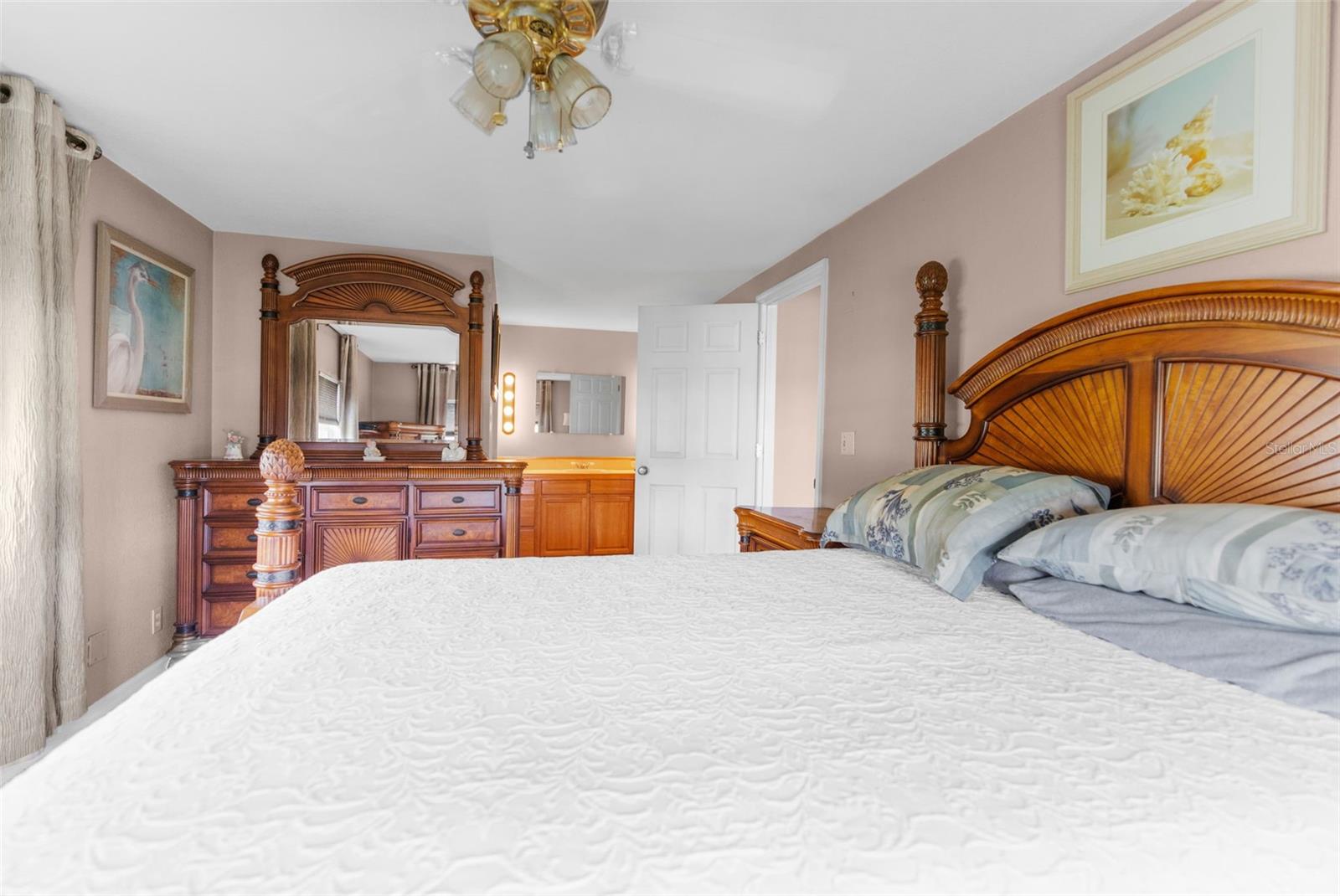 Image 13 of 49 For 8022 Eastern Circle Drive