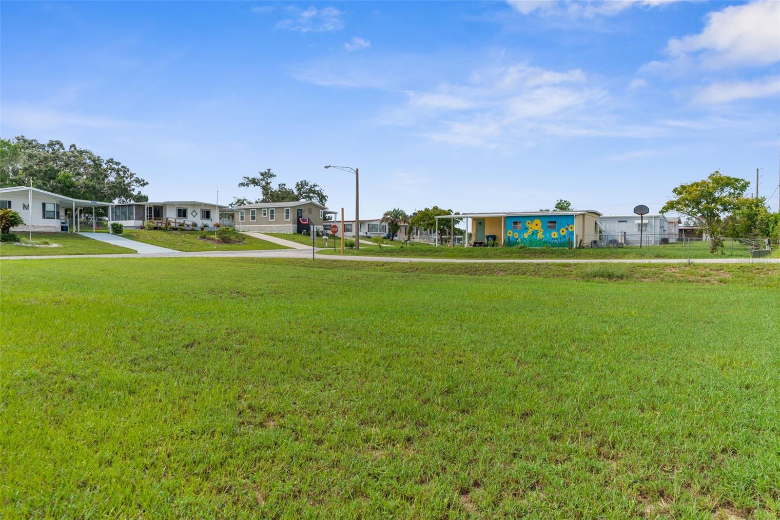 Image 31 of 49 For 8022 Eastern Circle Drive