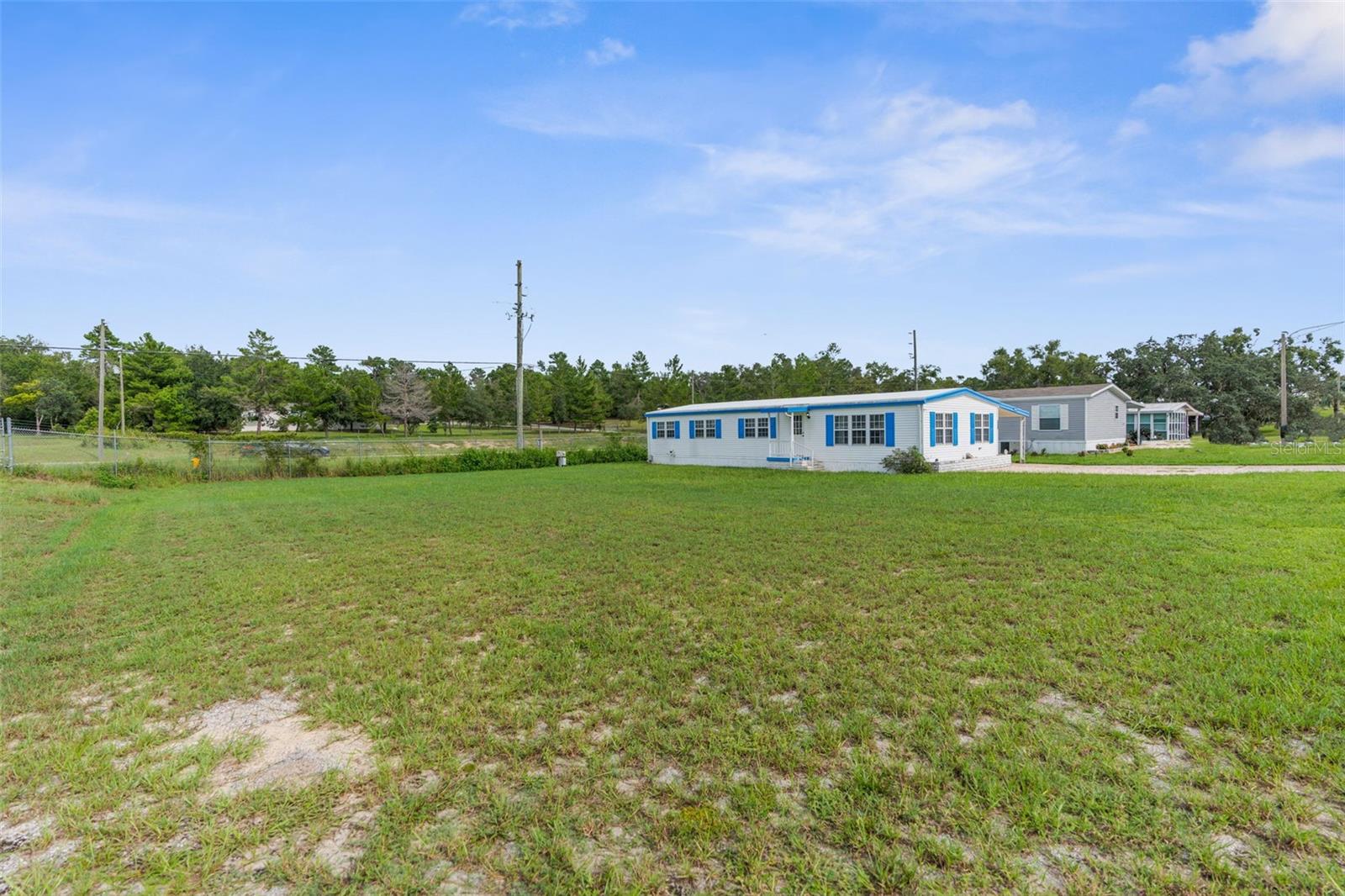 Image 33 of 49 For 8022 Eastern Circle Drive