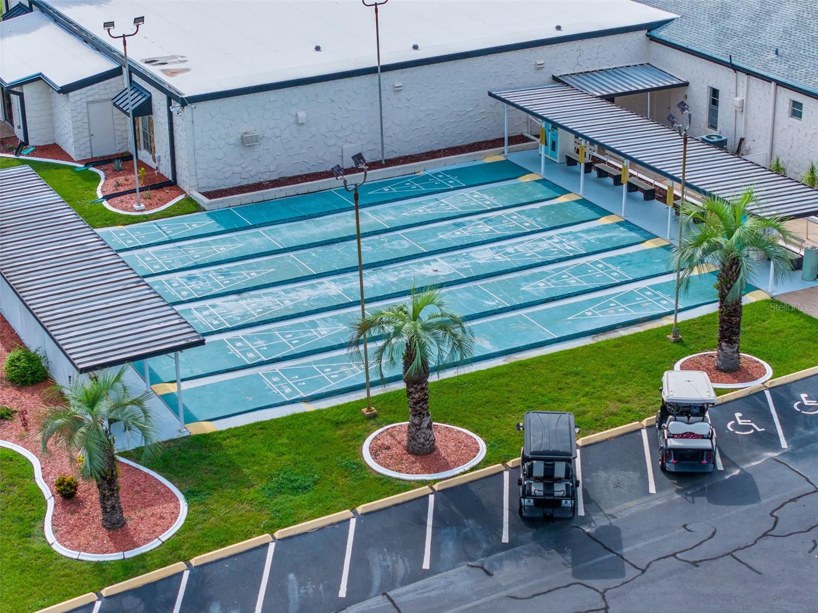 Image 37 of 49 For 8022 Eastern Circle Drive