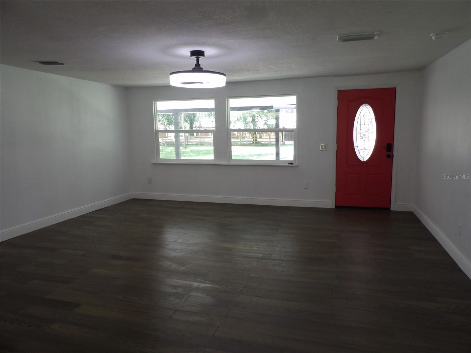 Listing photo id 13 for 39912 Jerry Rd