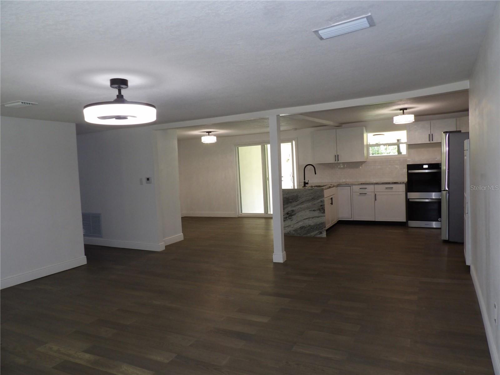 Listing photo id 14 for 39912 Jerry Rd