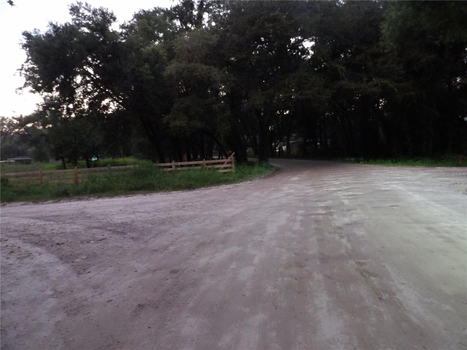 Listing photo id 59 for 39912 Jerry Rd