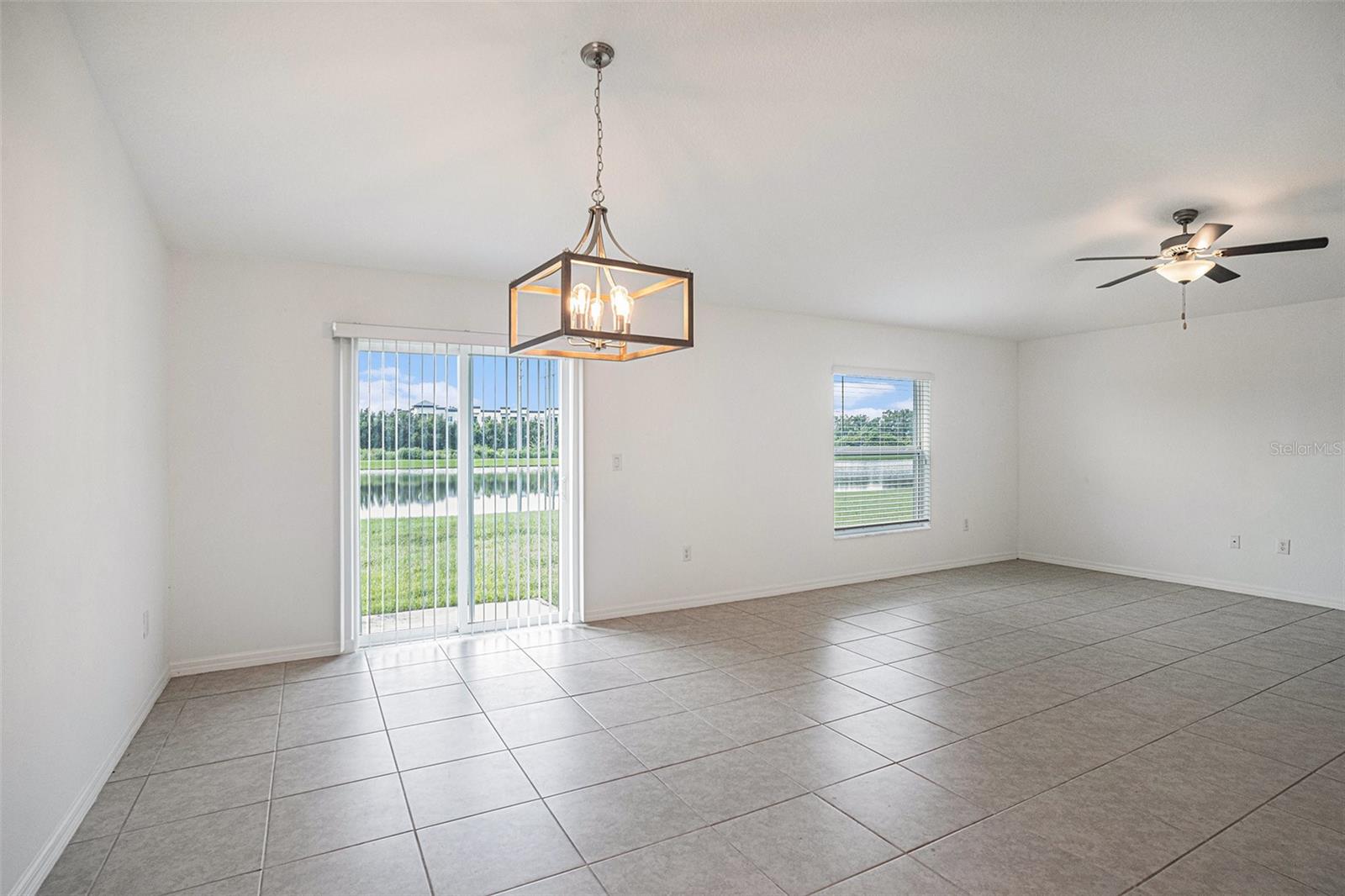 Image 9 of 34 For 10433 Alder Green Drive