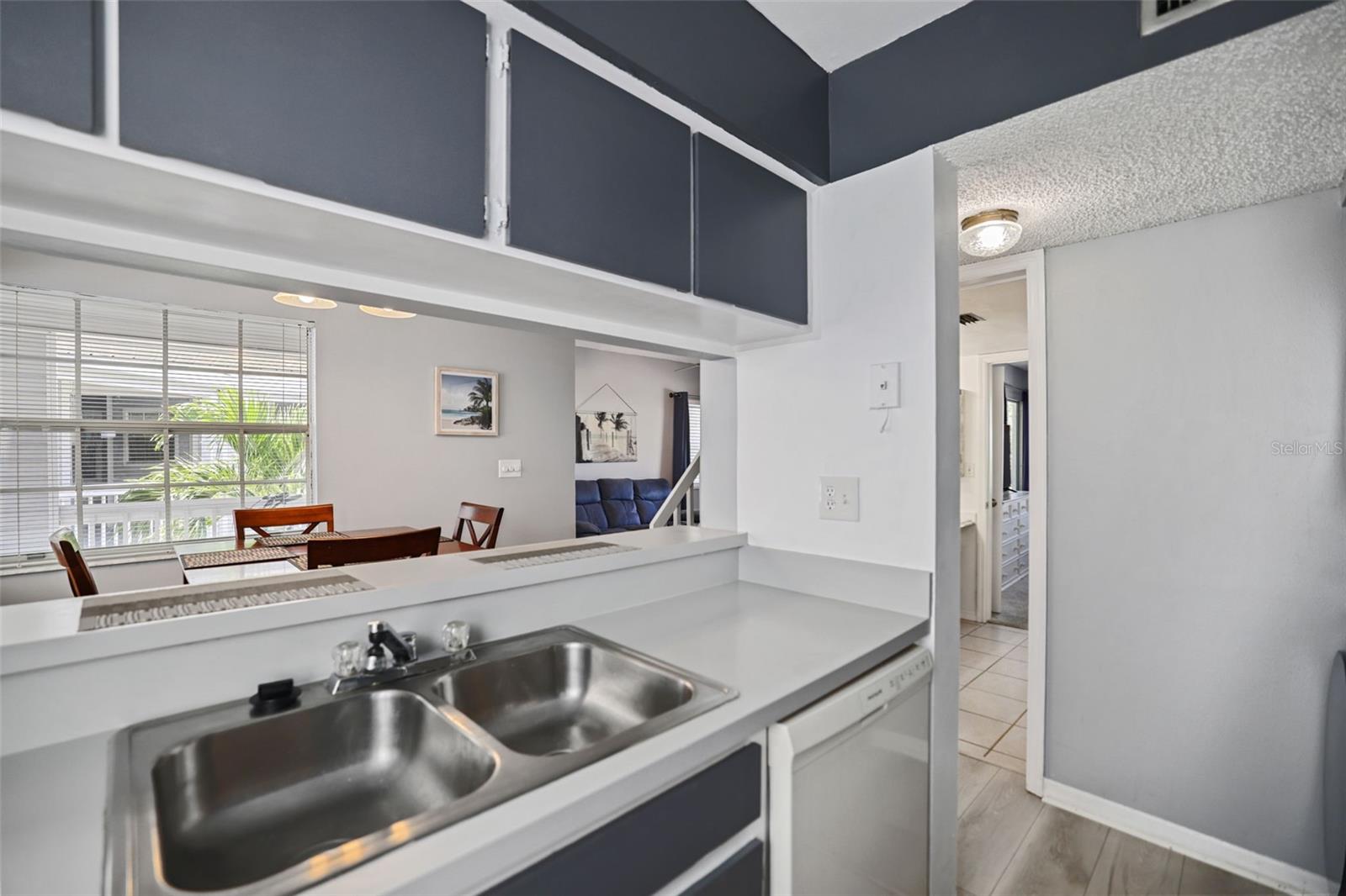 Image 16 of 50 For 6939 Stones Throw Circle N 6207