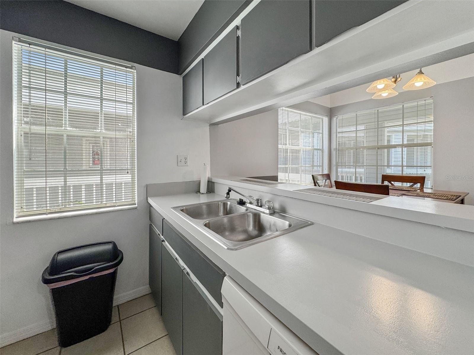 Image 17 of 50 For 6939 Stones Throw Circle N 6207