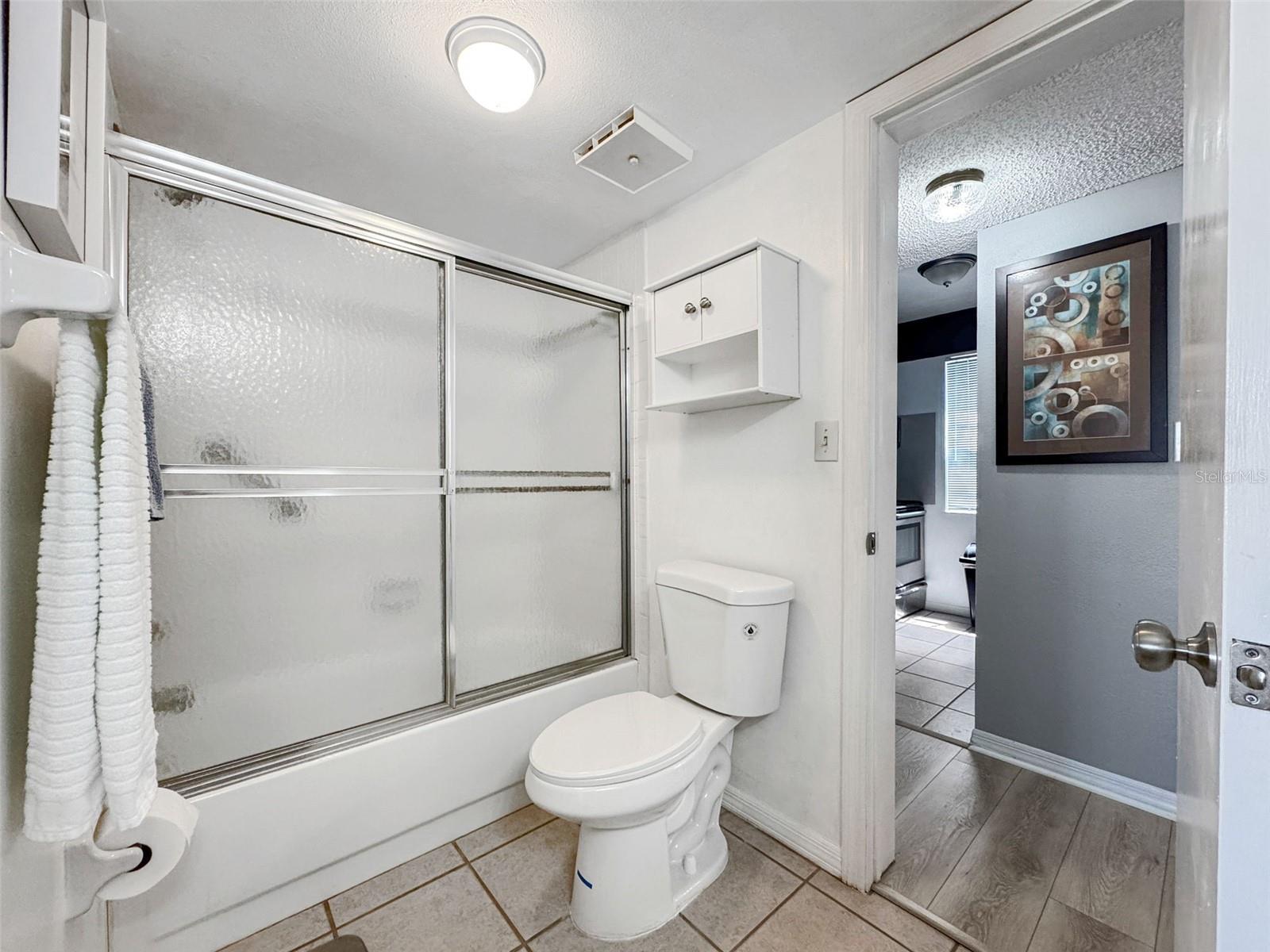 Image 24 of 50 For 6939 Stones Throw Circle N 6207