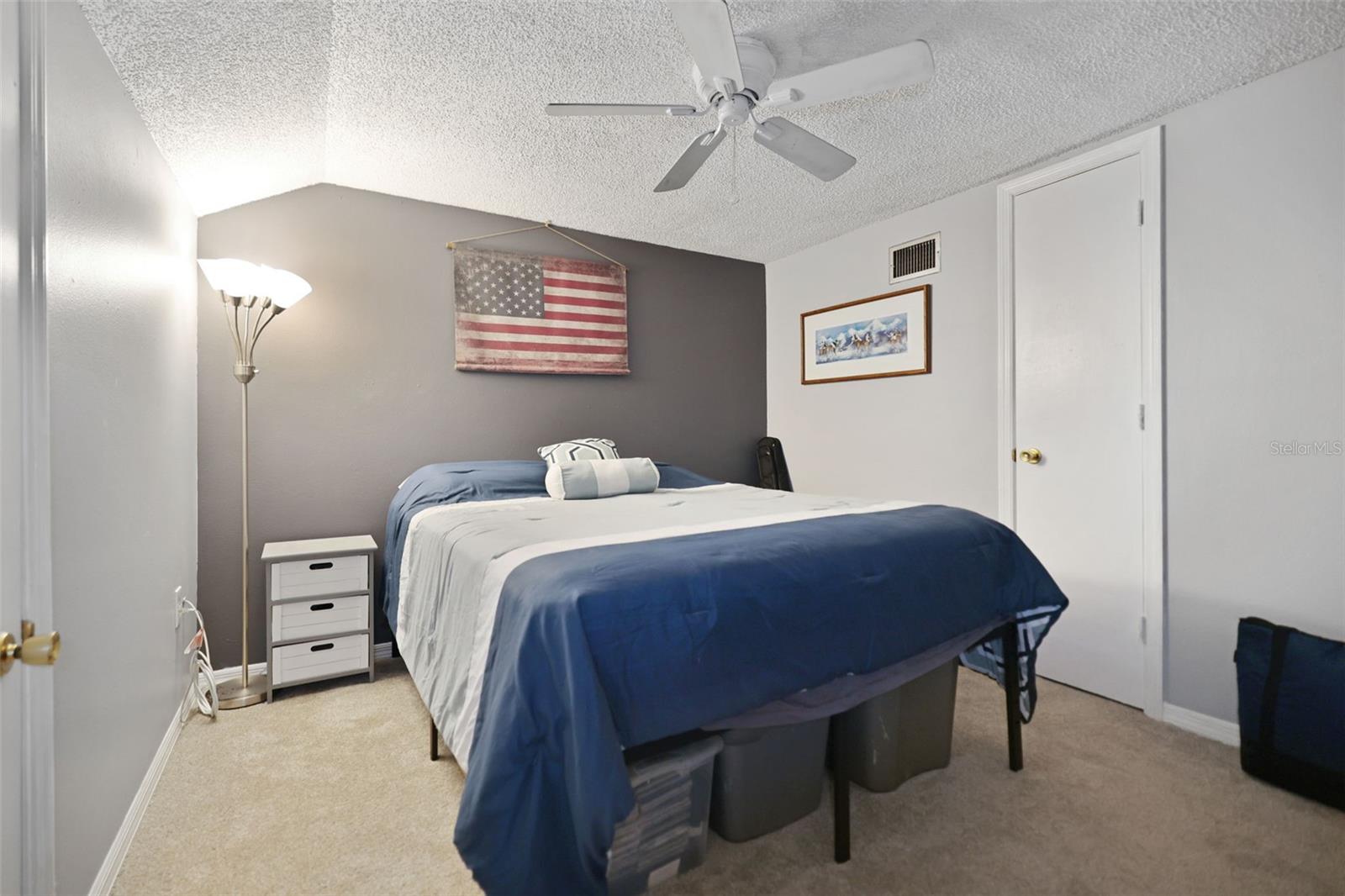 Image 30 of 50 For 6939 Stones Throw Circle N 6207