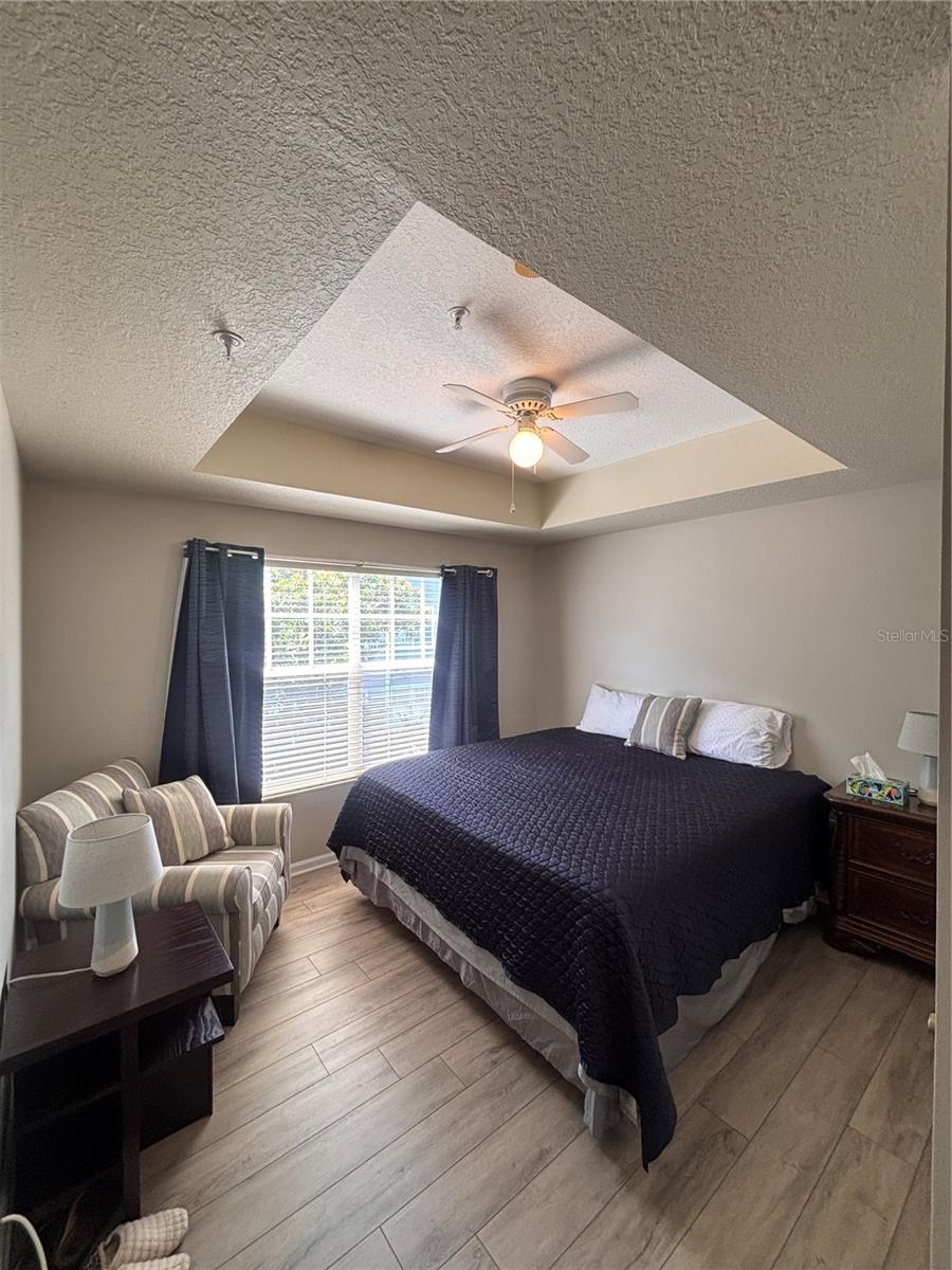 Image 6 of 18 For 800 Dakota Avenue 330