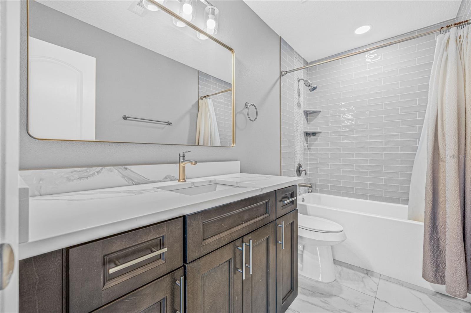 Image 22 of 22 For 252 Monroe Circle N 4211