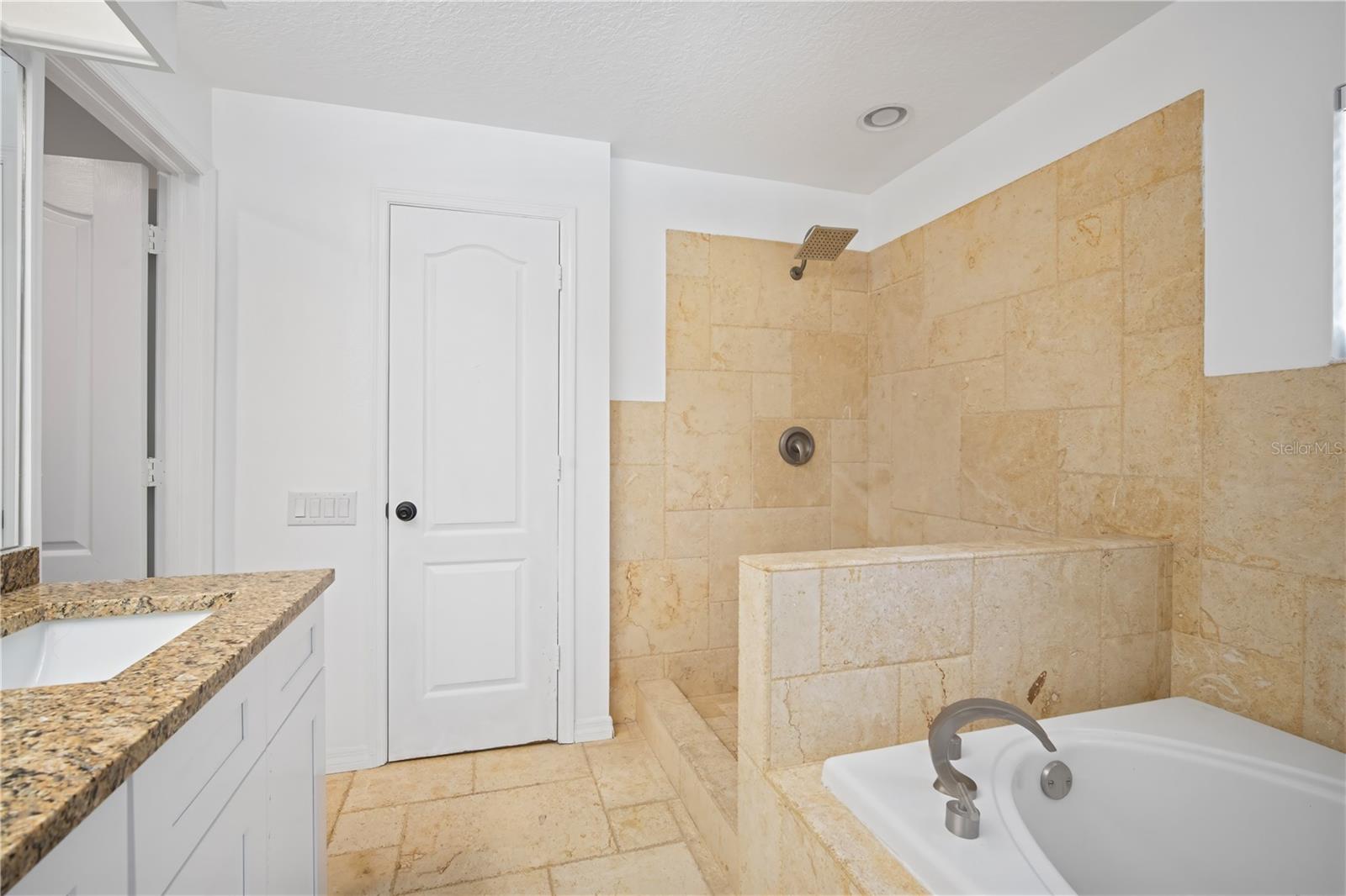 Image 15 of 25 For 5513 Terrain De Golf Drive