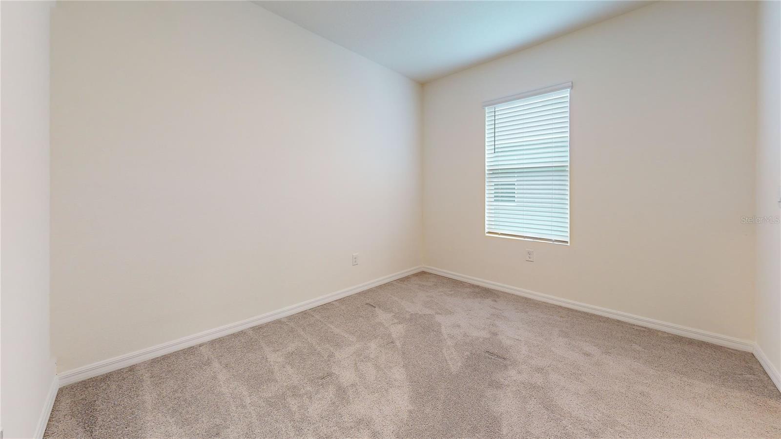 Image 13 of 32 For 33002 Major Oak Drive