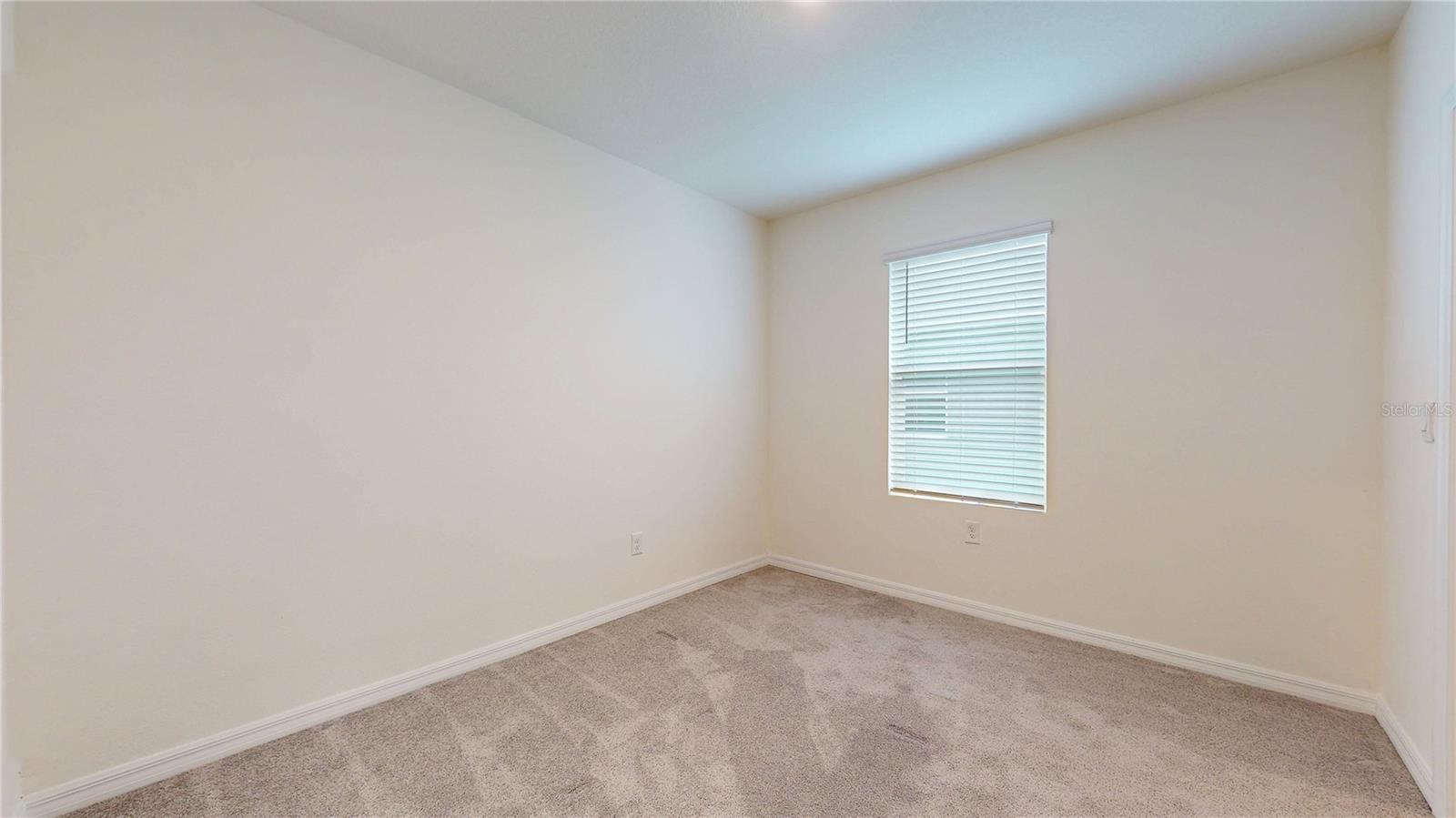 Image 18 of 32 For 33002 Major Oak Drive