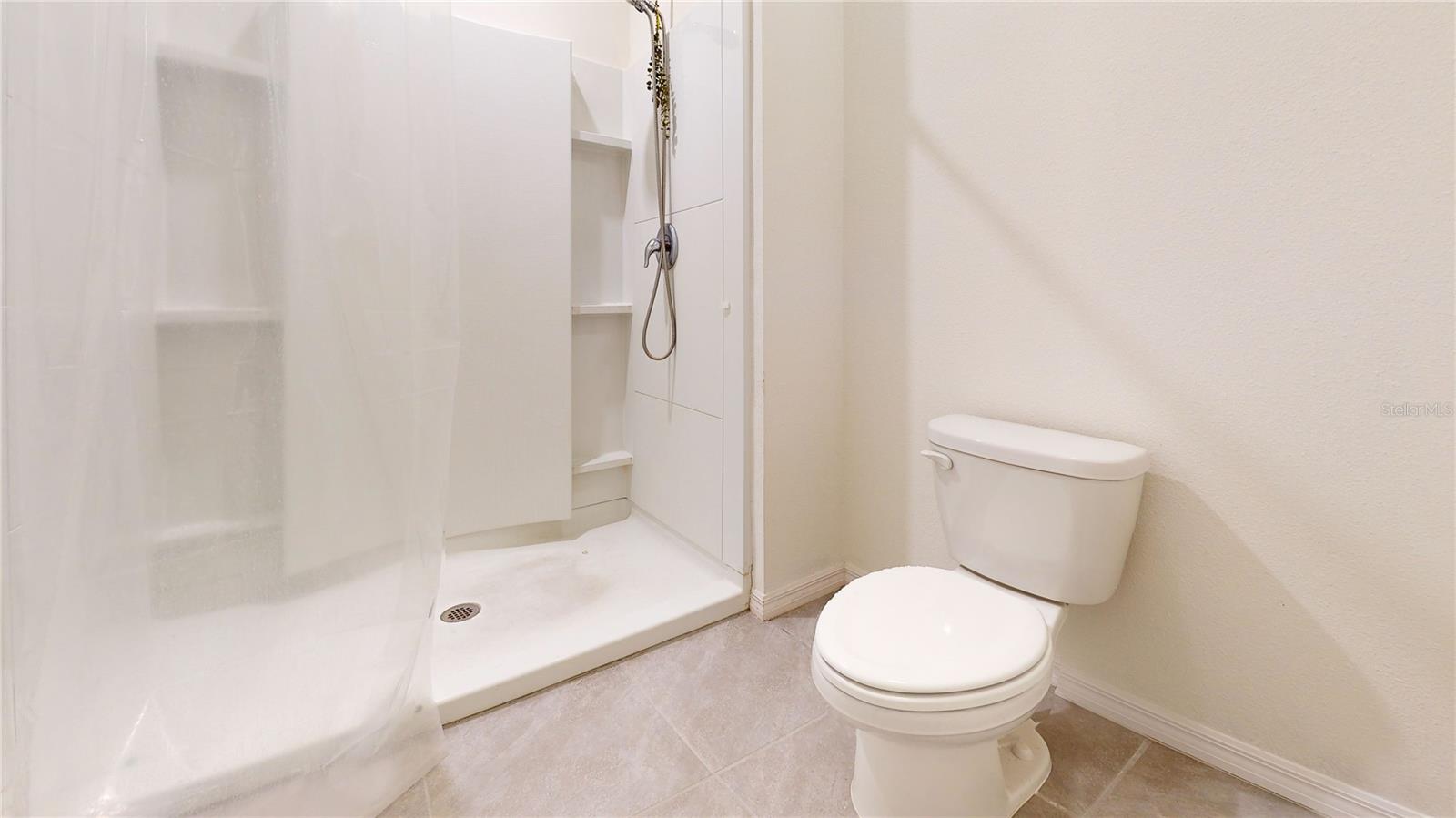 Image 19 of 32 For 33002 Major Oak Drive