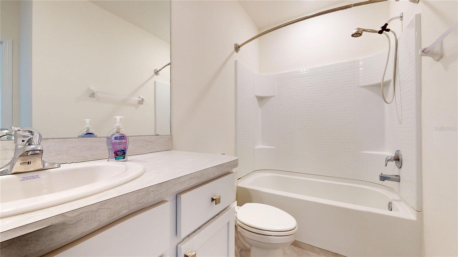 Image 20 of 32 For 33002 Major Oak Drive