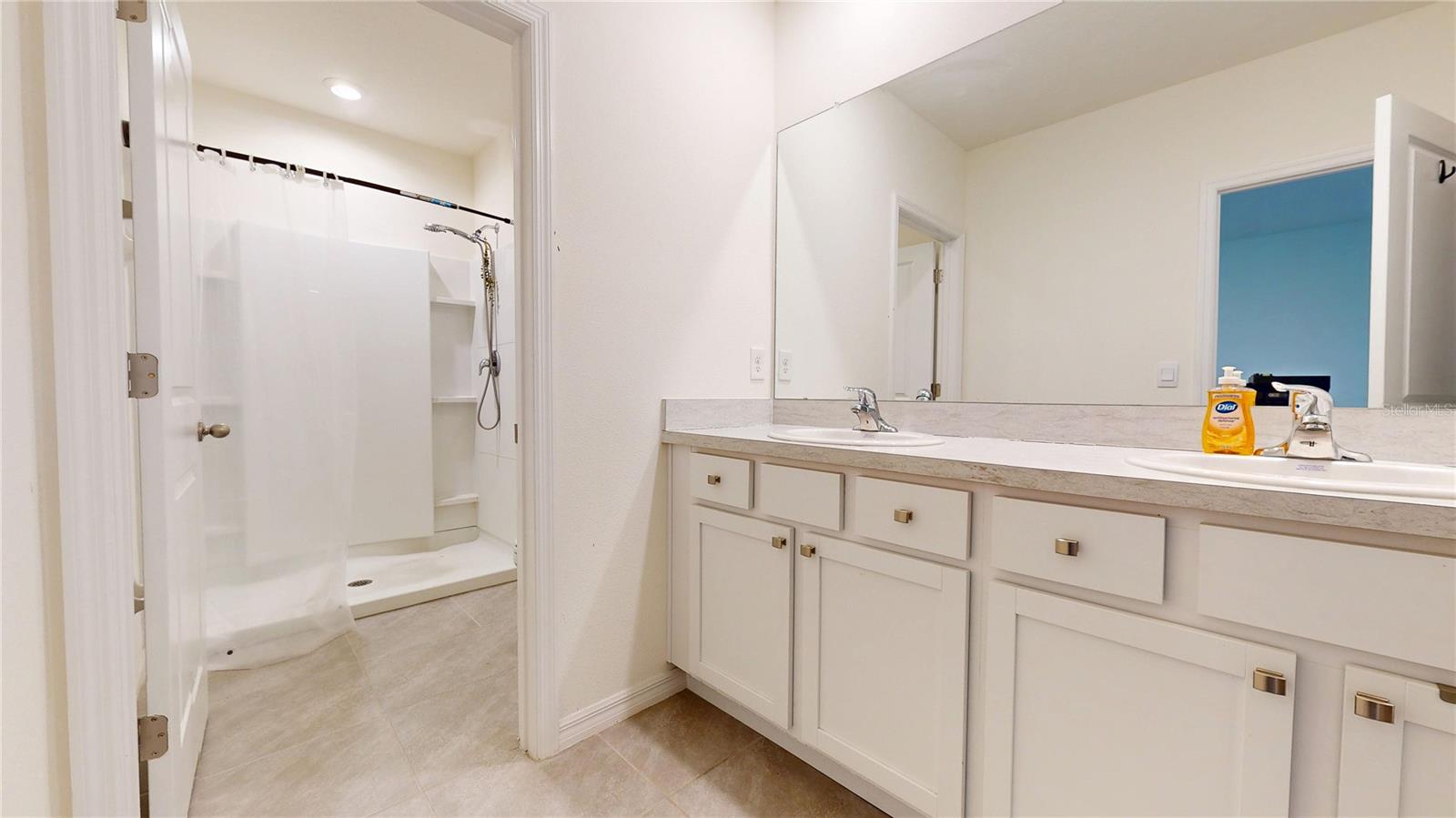 Image 27 of 32 For 33002 Major Oak Drive