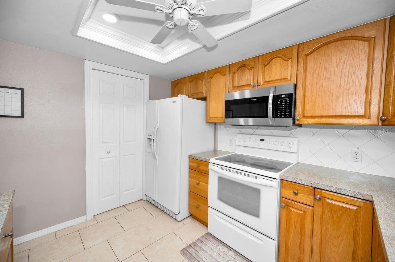 Image 21 of 61 For 1954 Los Lomas Drive