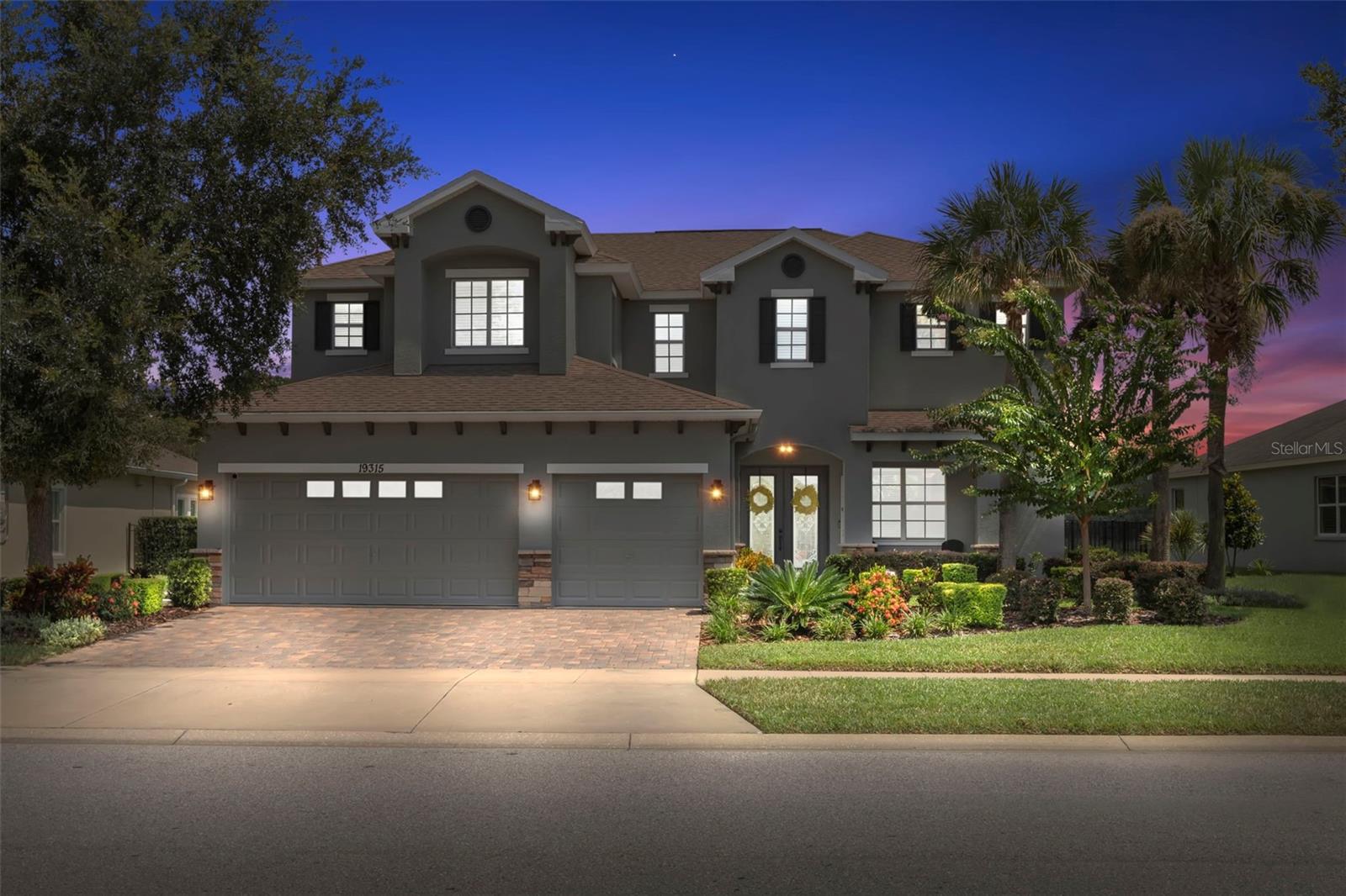 Image 4 of 75 For 19315 Falcon Crest Boulevard