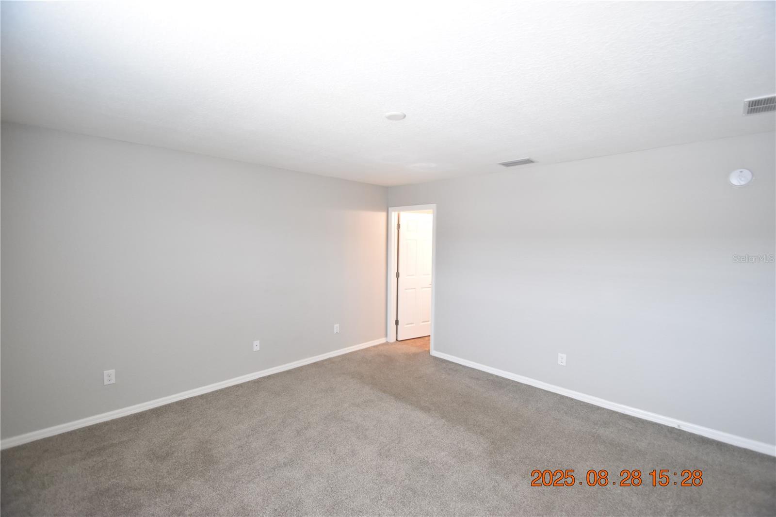 Image 20 of 39 For 27525 Desert Willow Way