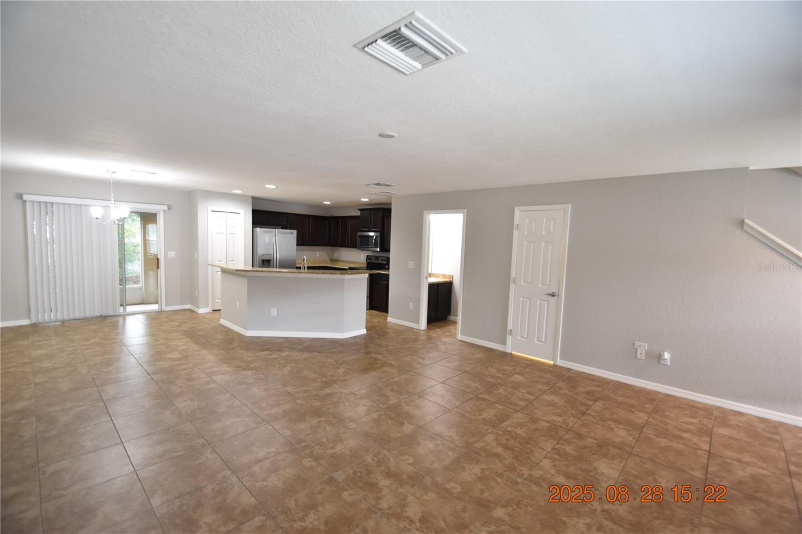 Image 3 of 39 For 27525 Desert Willow Way