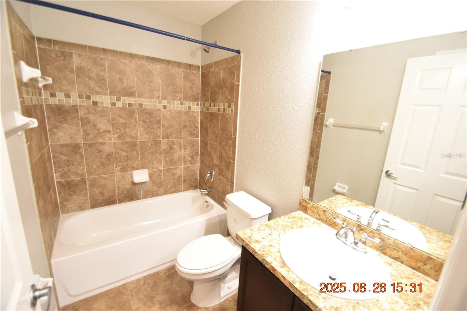 Image 32 of 39 For 27525 Desert Willow Way