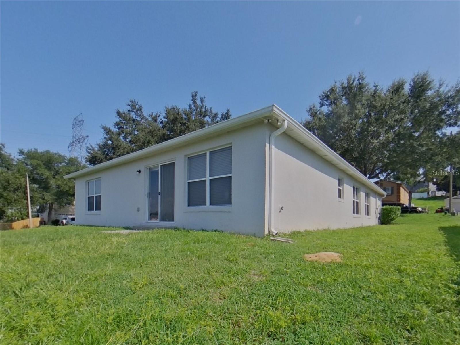 Image 20 of 20 For 2046 Knollcrest Drive