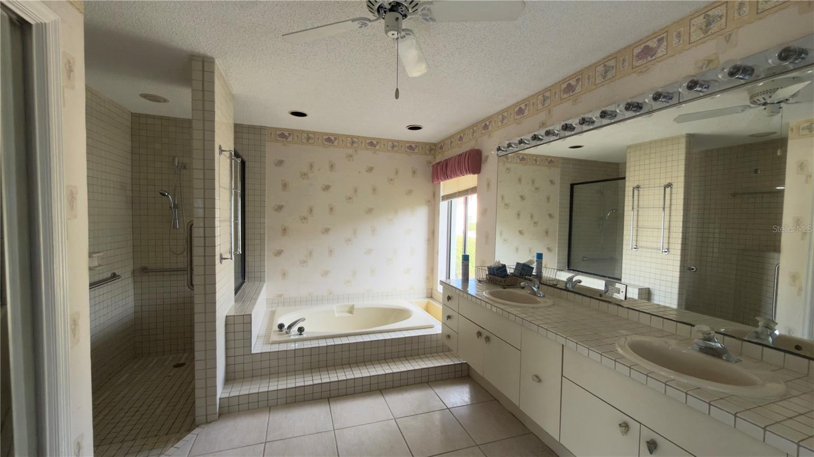 Image 11 of 38 For 5040 Pinelake Road