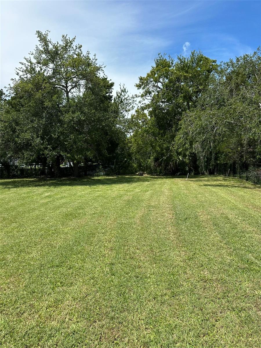 Image 6 of 7 For 14569 Coral Dr