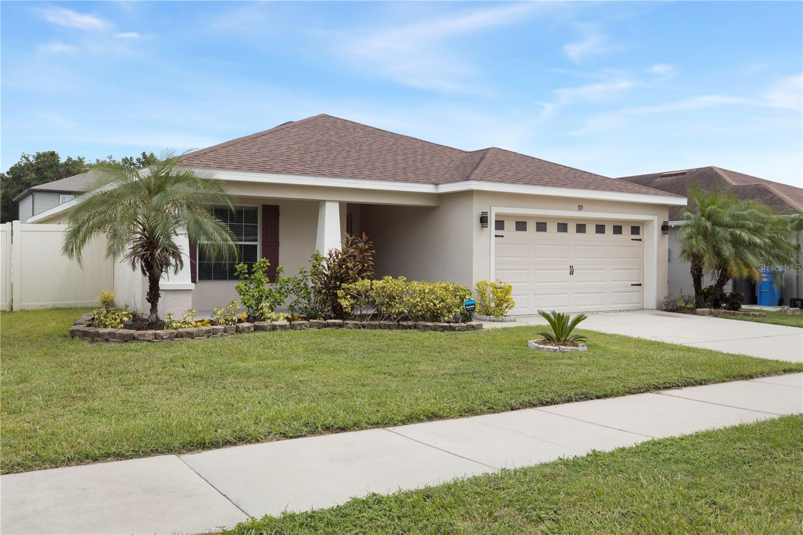 Image 2 of 53 For 719 Vineyard Reserve Court