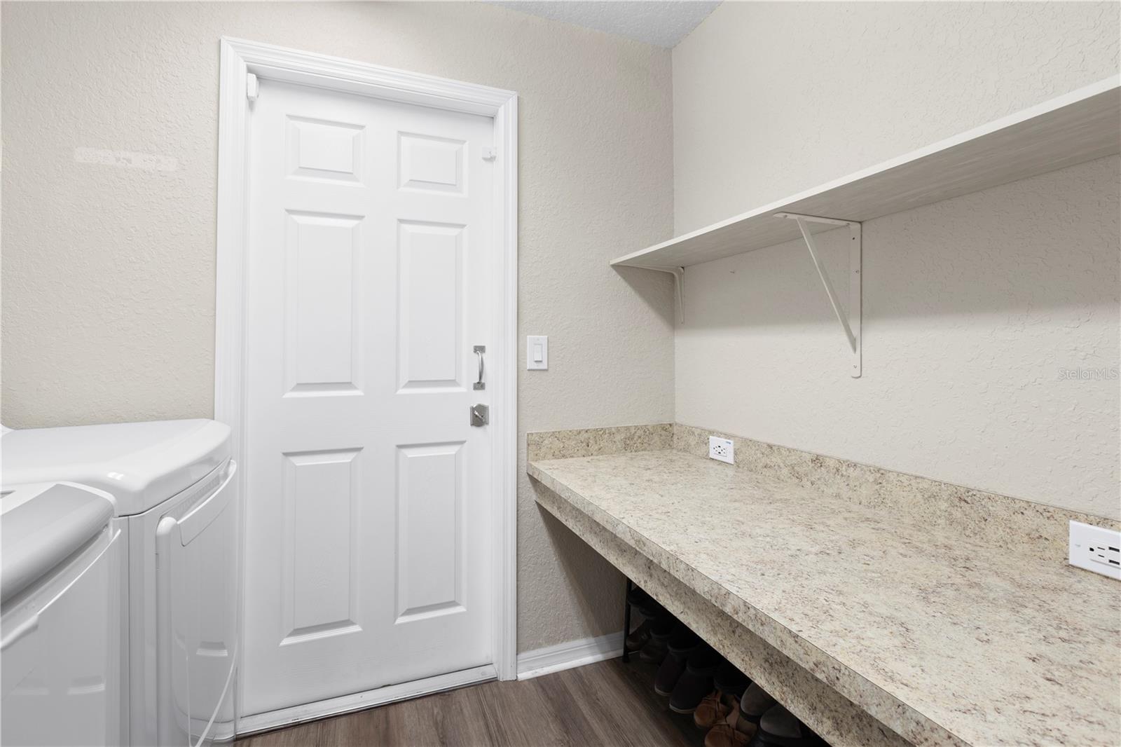 Image 36 of 53 For 719 Vineyard Reserve Court