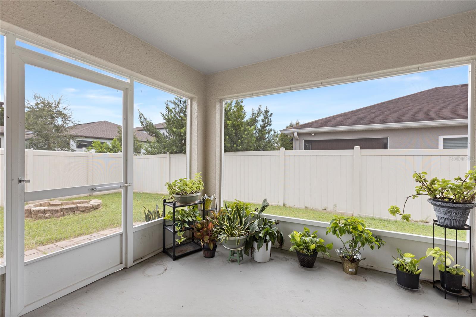 Image 38 of 53 For 719 Vineyard Reserve Court