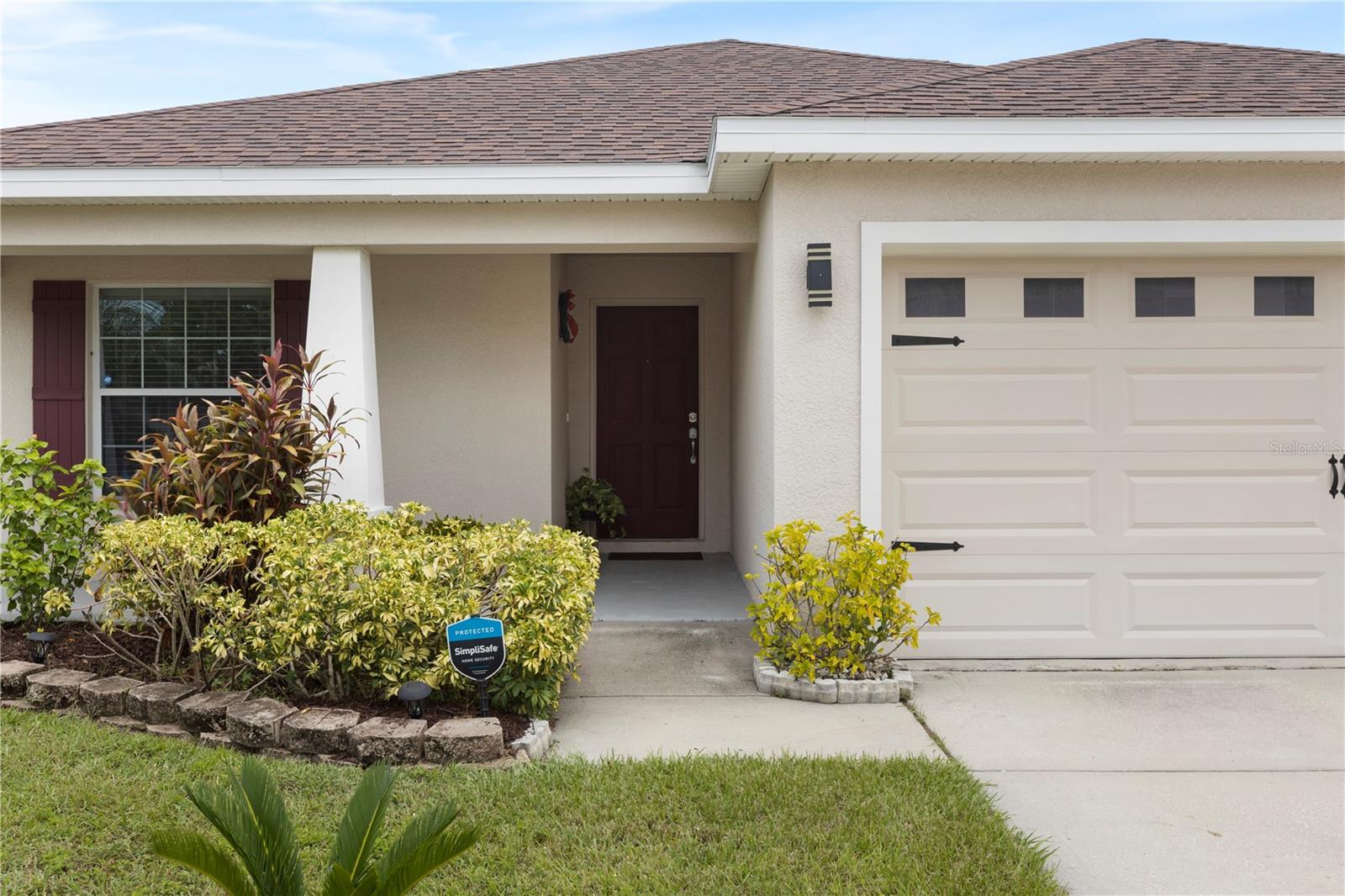 Image 4 of 53 For 719 Vineyard Reserve Court