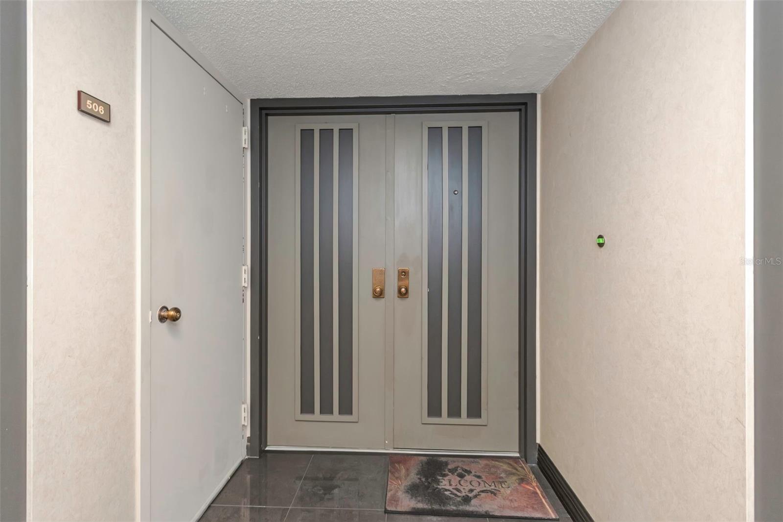 Image 23 of 83 For 1480 Gulf Boulevard 506