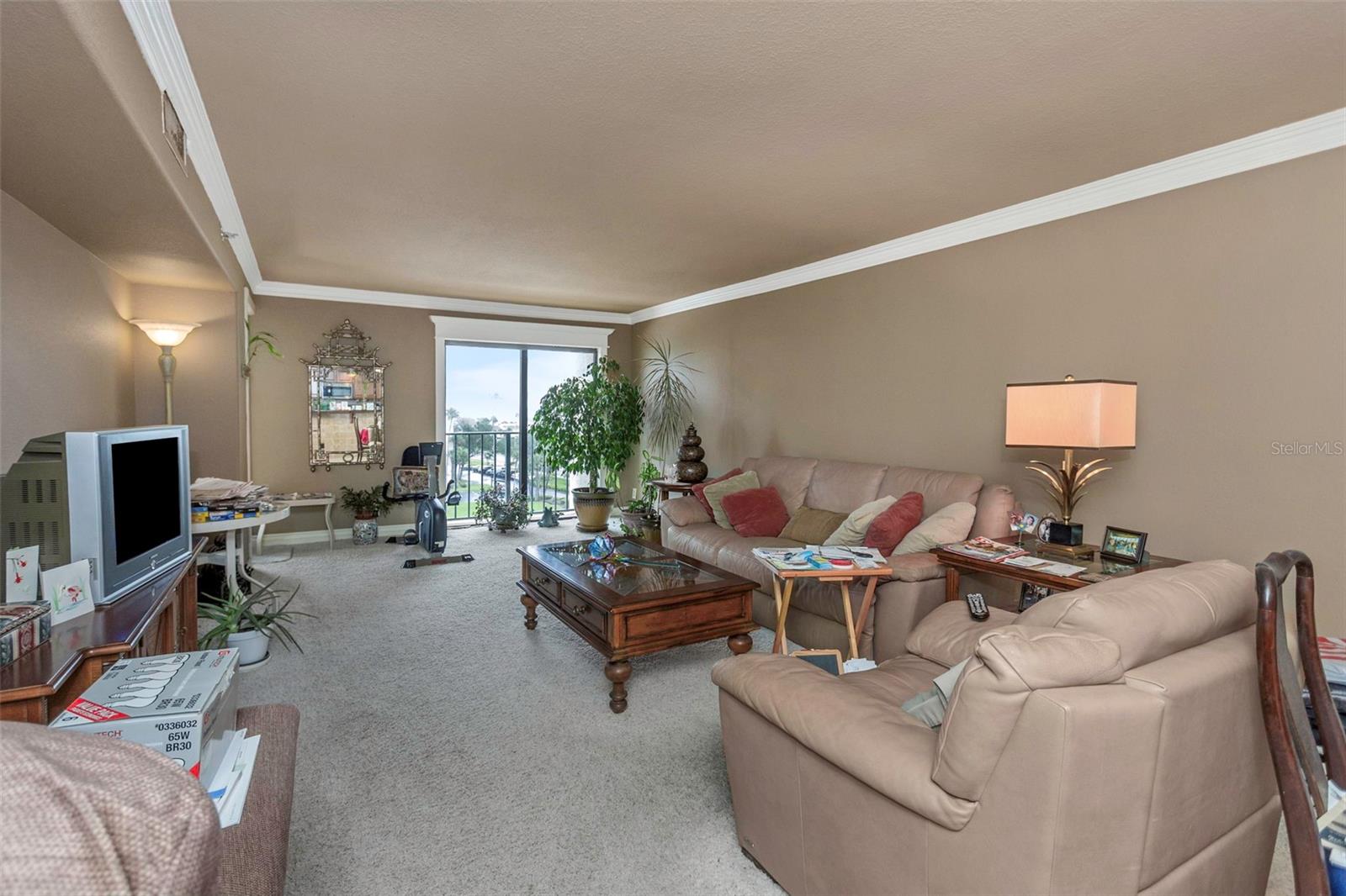 Image 36 of 83 For 1480 Gulf Boulevard 506