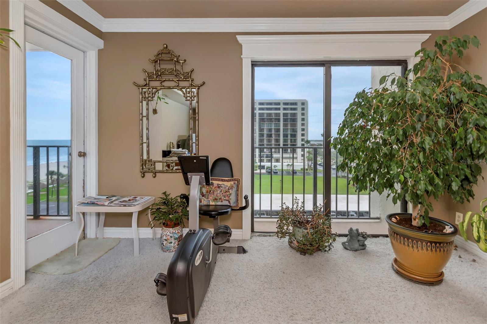 Image 39 of 83 For 1480 Gulf Boulevard 506