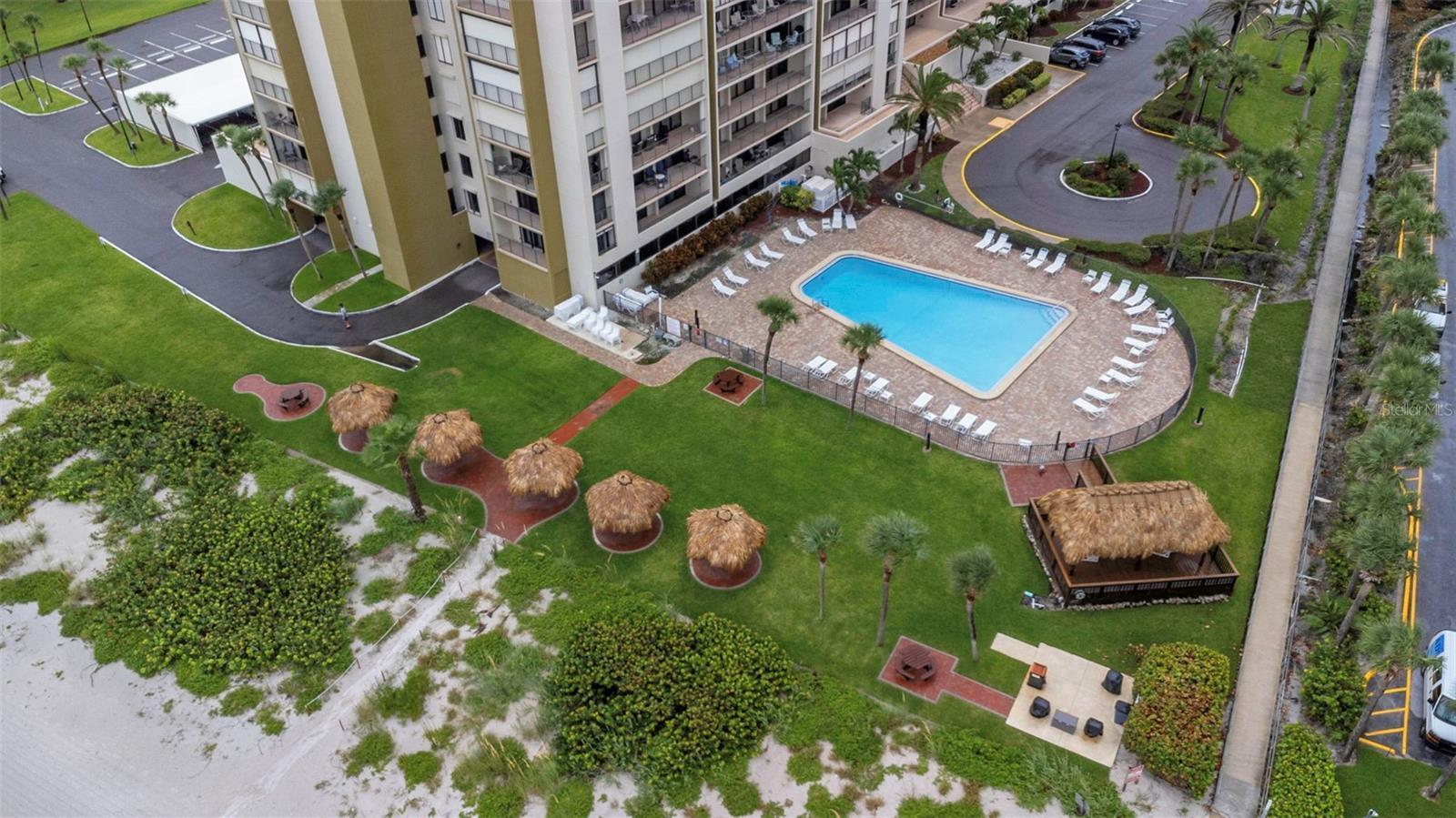 Image 69 of 83 For 1480 Gulf Boulevard 506