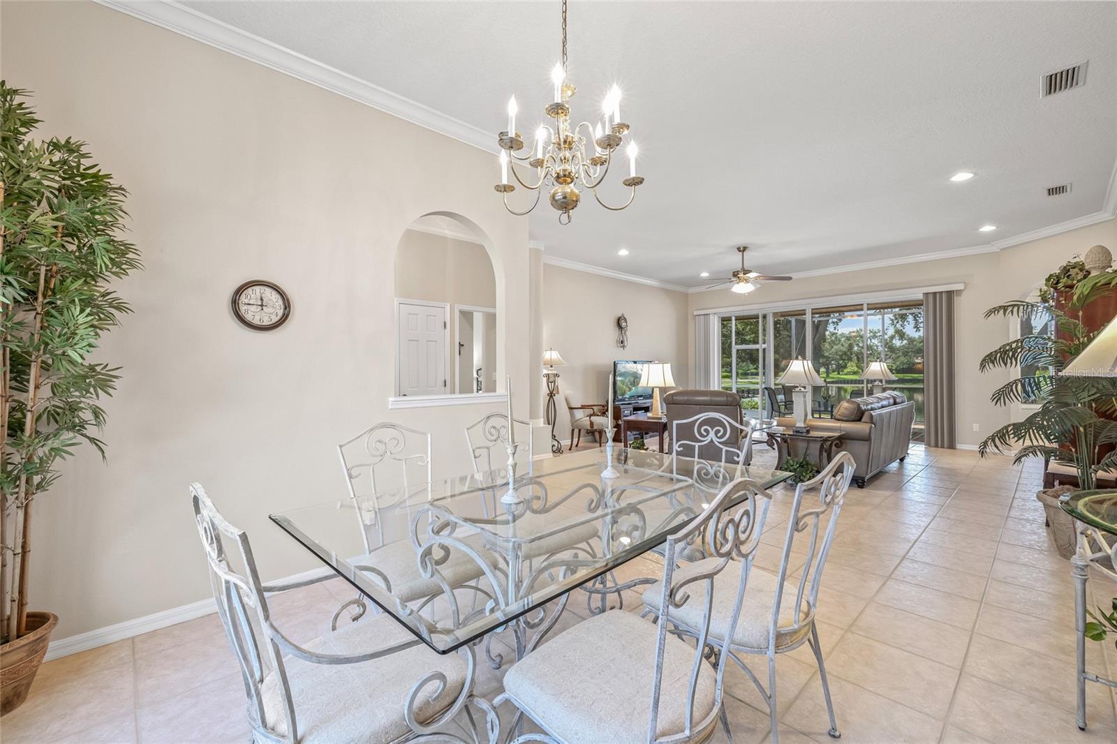 Image 12 of 61 For 1156 Darlington Oak Drive Ne