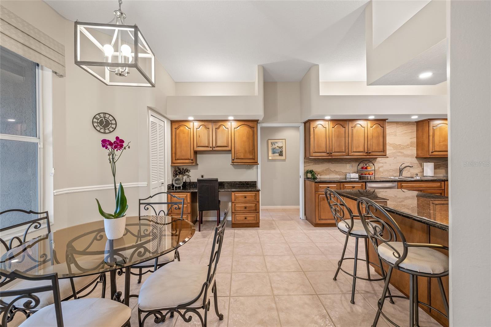 Image 20 of 61 For 1156 Darlington Oak Drive Ne