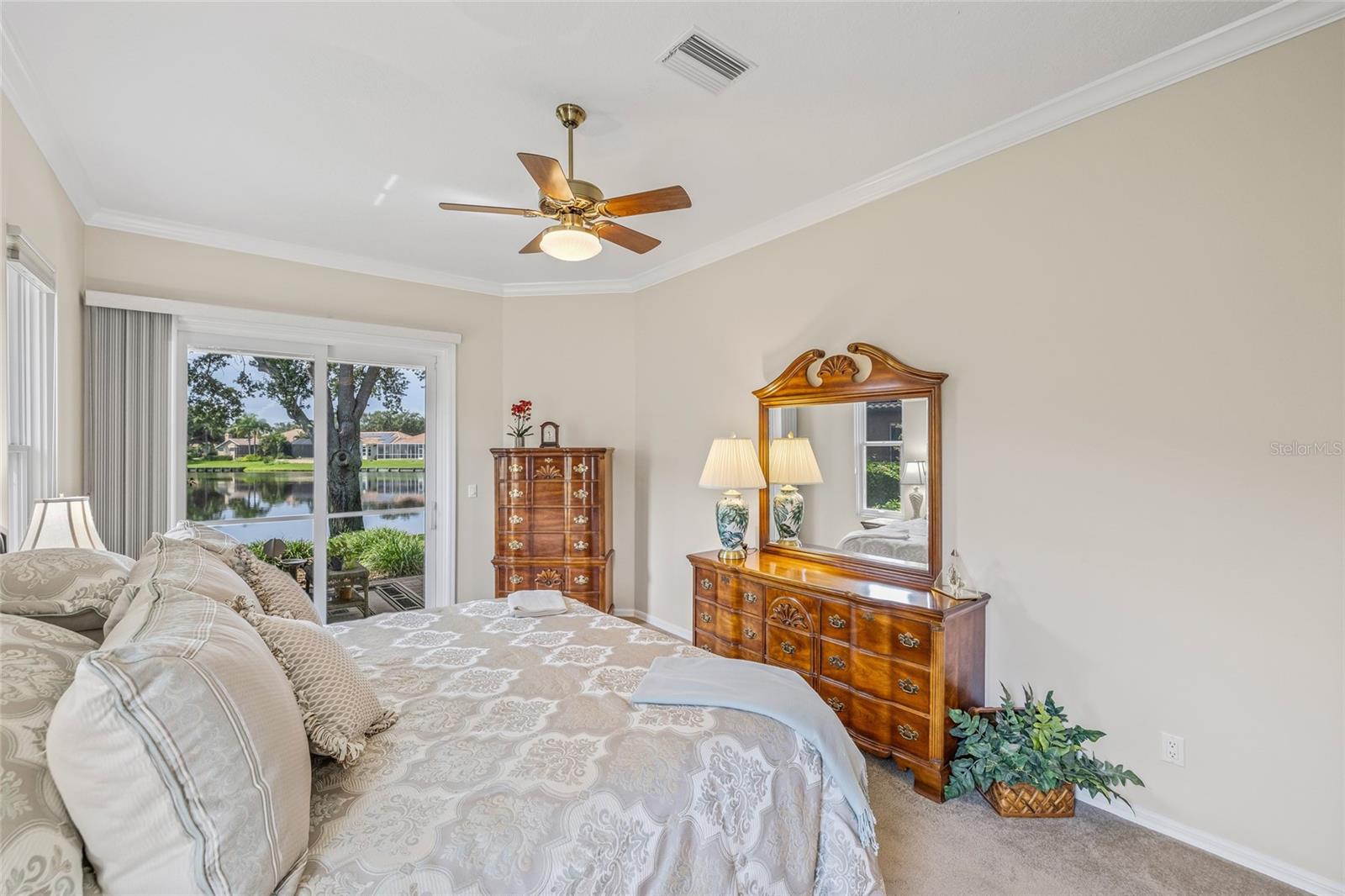 Image 42 of 61 For 1156 Darlington Oak Drive Ne