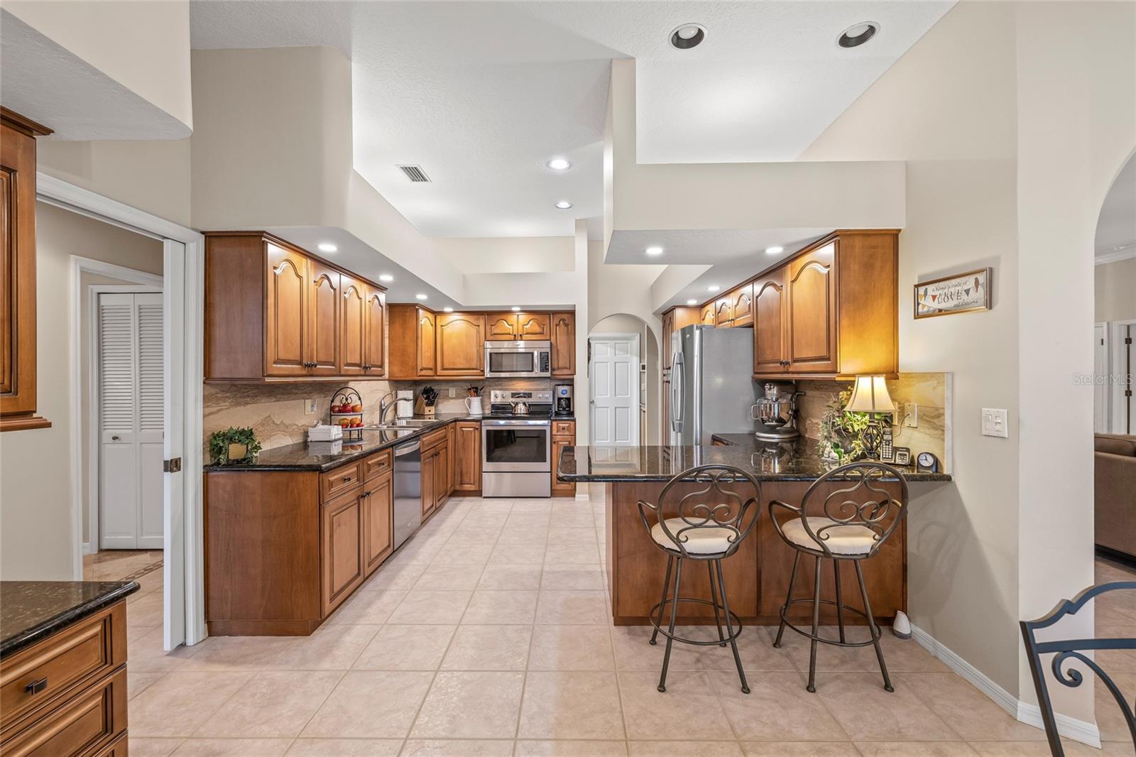 Image 5 of 61 For 1156 Darlington Oak Drive Ne