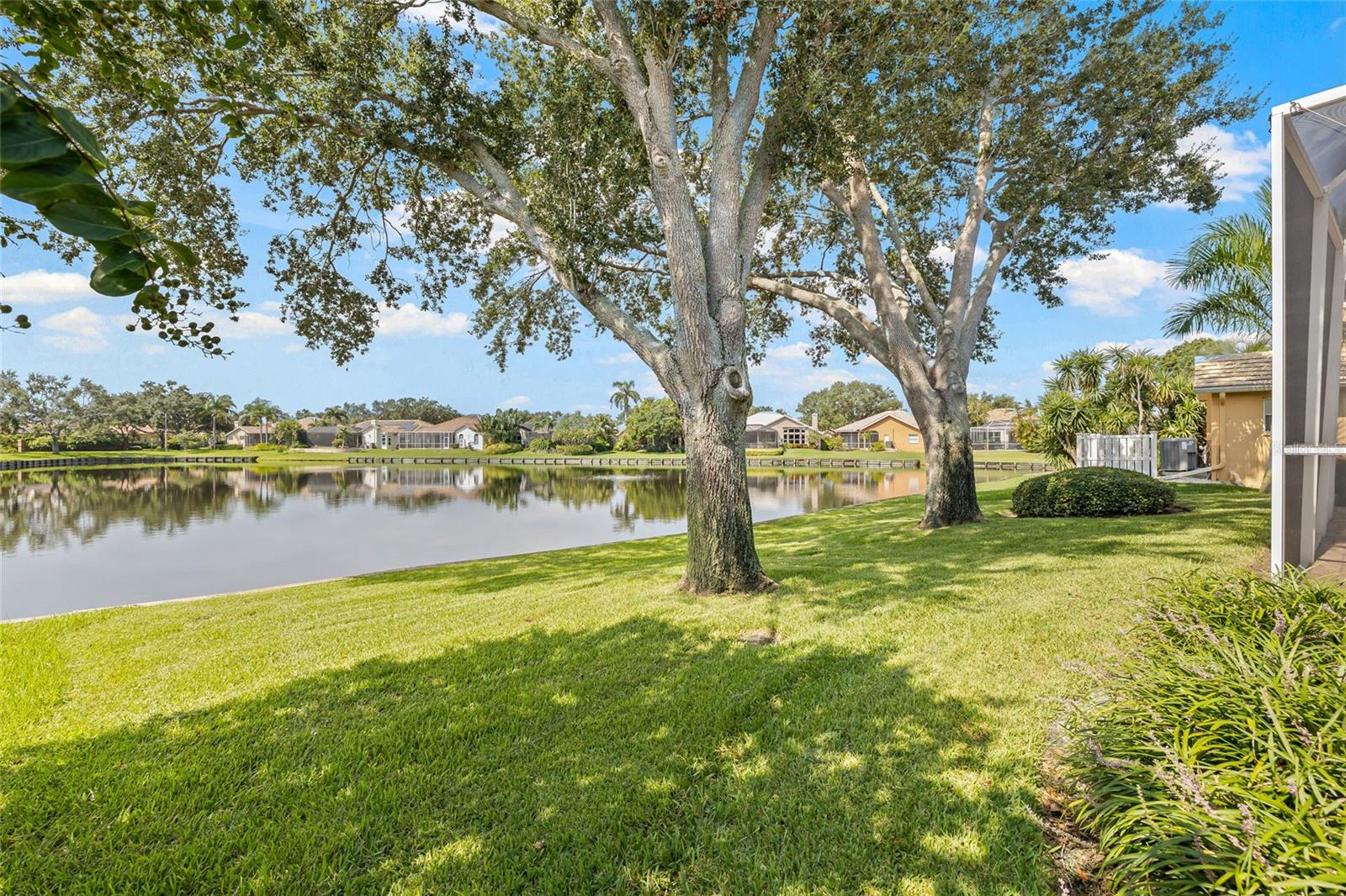 Image 51 of 61 For 1156 Darlington Oak Drive Ne