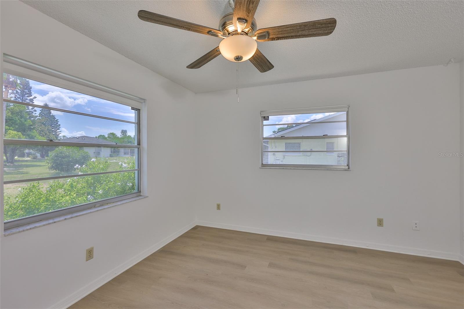 Image 22 of 47 For 1219 Wild Feather Lane