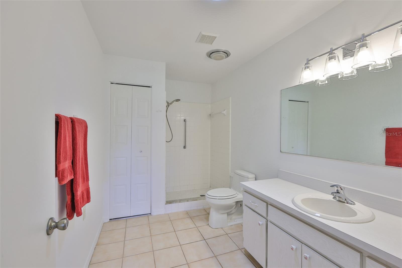Image 32 of 47 For 1219 Wild Feather Lane