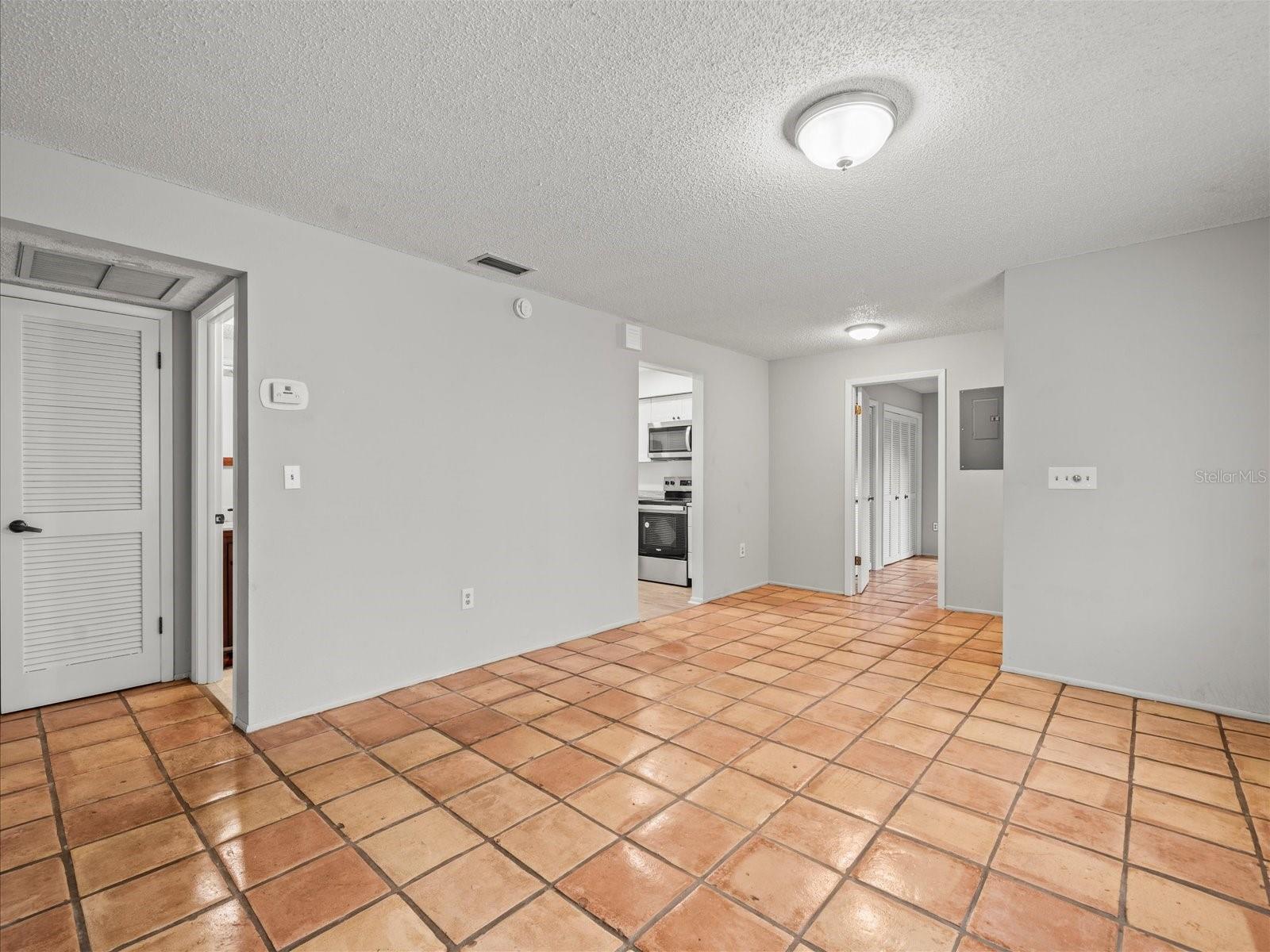 Image 25 of 32 For 2364 Newburg Lane A