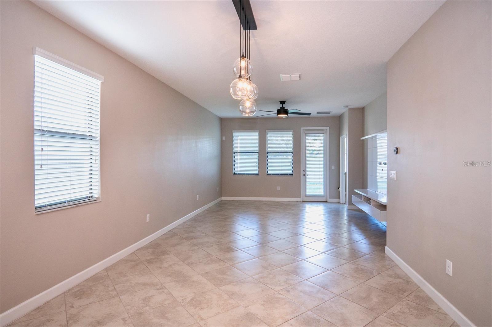 Image 15 of 46 For 9845 Ivory Drive