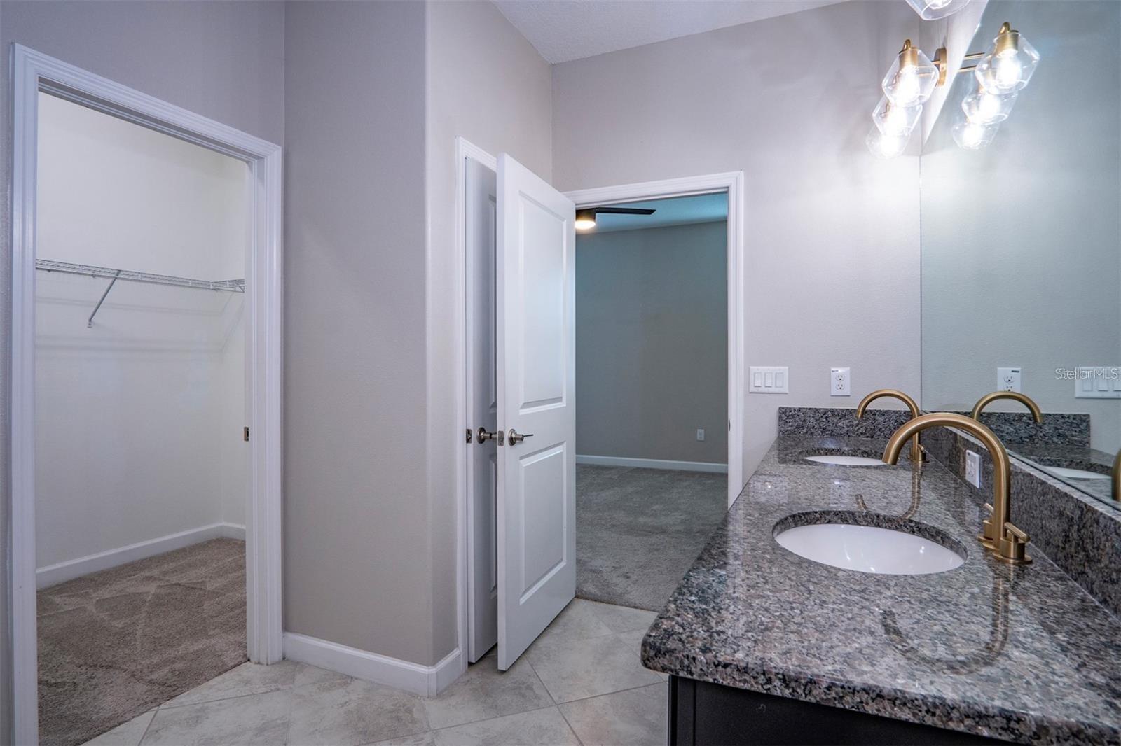 Image 24 of 46 For 9845 Ivory Drive